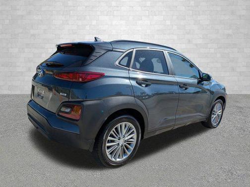 2020 Hyundai KONA SEL Plus