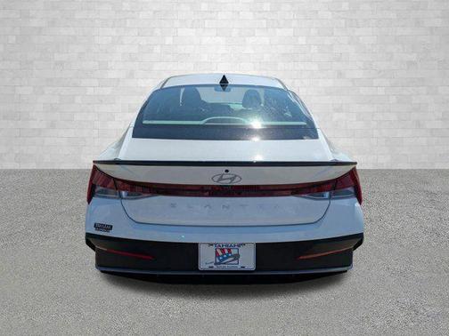 2026 Hyundai ELANTRA Sport