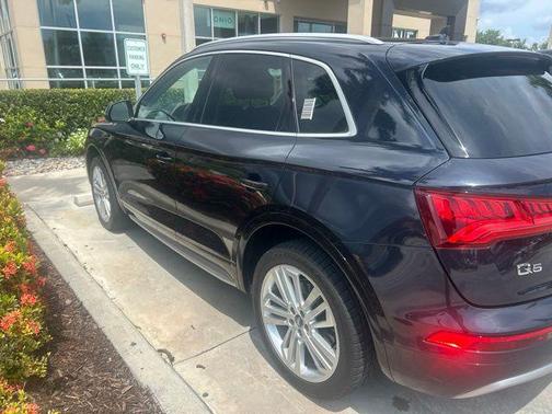 Moonlight Blue 2018 Audi Q5 2.0T Premium Plus