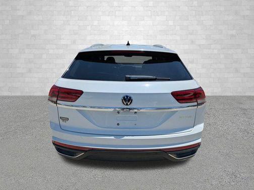Pure White 2021 Volkswagen Atlas Cross Sport 2.0T SE w/Technology
