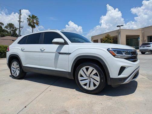 Pure White 2021 Volkswagen Atlas Cross Sport 2.0T SE w/Technology