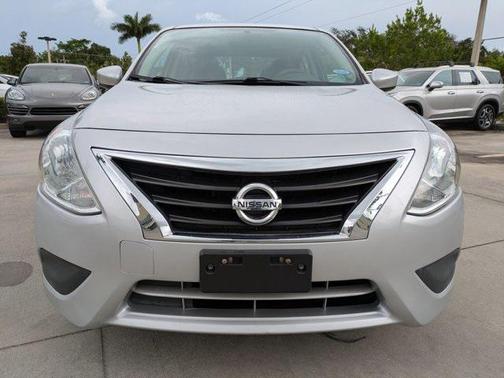 2019 Nissan Versa 1.6 SV