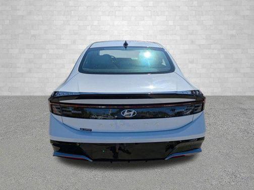 2026 Hyundai SONATA SEL