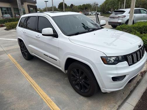 2019 Jeep Grand Cherokee Altitude