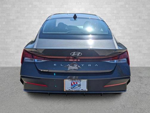 2025 Hyundai ELANTRA Sport
