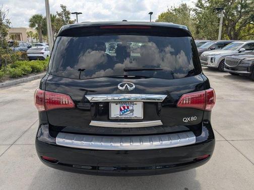 2016 INFINITI QX80 Base