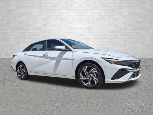 2025 Hyundai ELANTRA SEL