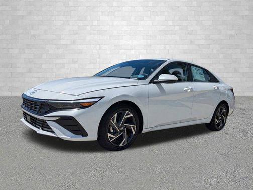 2025 Hyundai ELANTRA SEL