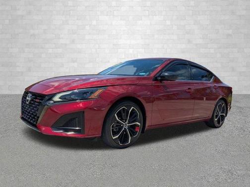 2023 Nissan Altima SR FWD