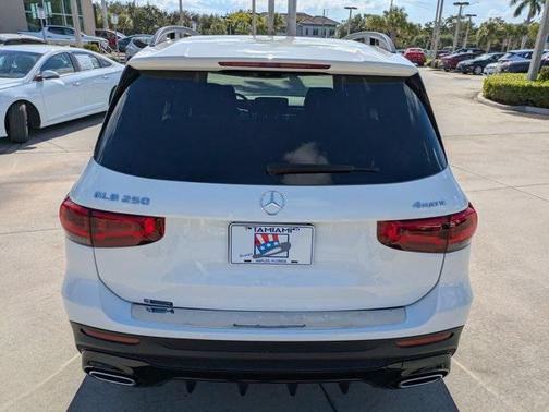 2021 Mercedes-Benz GLB 250 4MATIC