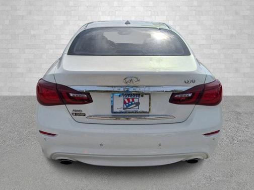 Moonlight White 2015 INFINITI Q70 3.7X