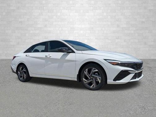 2025 Hyundai ELANTRA Sport