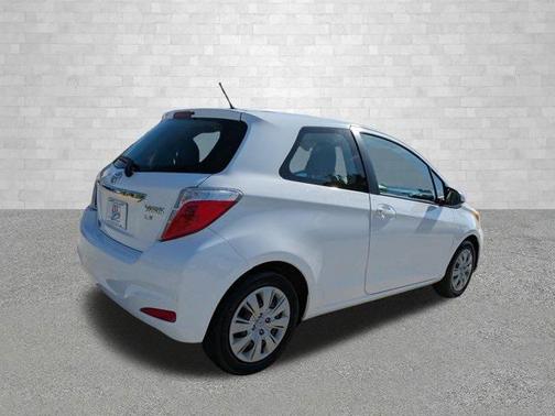 2012 Toyota Yaris L