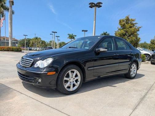 2007 Mercedes-Benz C-Class Luxury 4MATIC