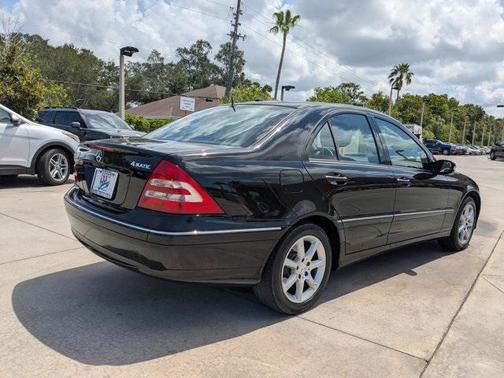 2007 Mercedes-Benz C-Class Luxury 4MATIC