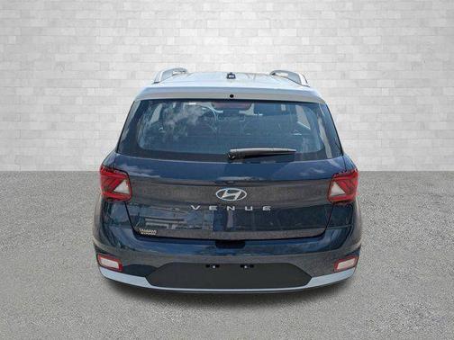 Denim w/White Roof 2026 Hyundai VENUE SEL w/Two-Tone Roof