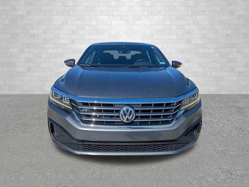 2021 Volkswagen Passat 2.0T R-Line