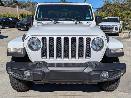 2021 Jeep Gladiator Sport