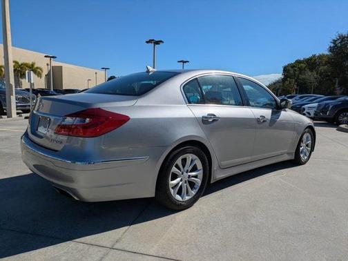 2013 Hyundai Genesis 3.8