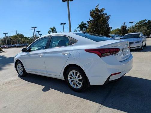 2021 Hyundai Accent SEL
