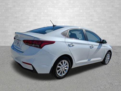 2021 Hyundai Accent SEL