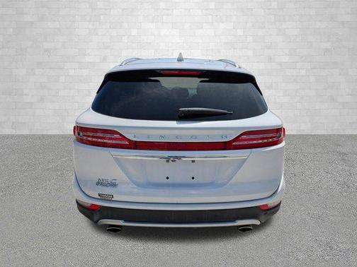 White Platinum 2019 Lincoln MKC Select