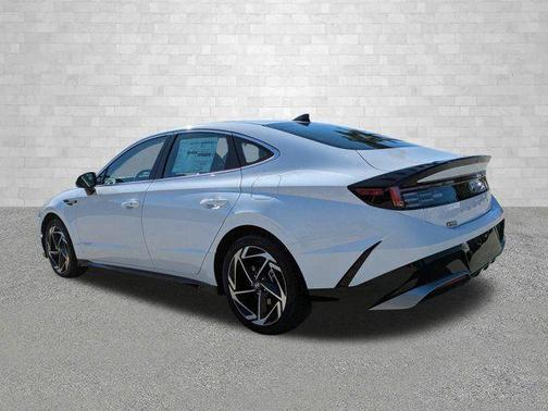 2026 Hyundai SONATA SEL