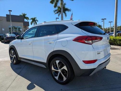 2018 Hyundai TUCSON Sport