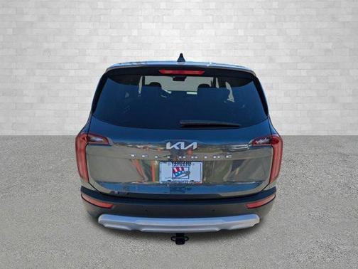 2022 Kia Telluride LX