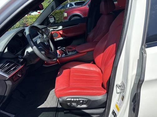 Alpine White 2019 BMW X6 xDrive50i