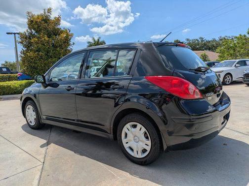 Super Black 2011 Nissan Versa 1.8 S