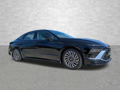 2024 Hyundai SONATA Hybrid Limited