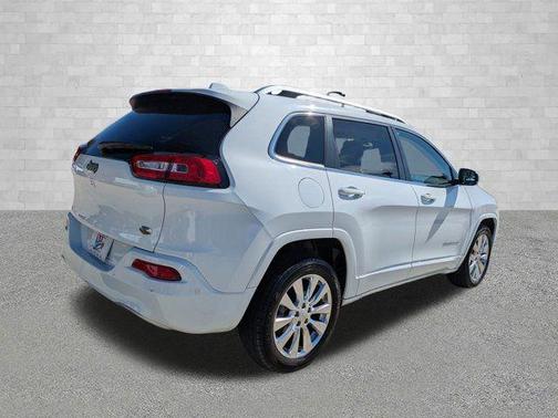 2018 Jeep Cherokee Overland