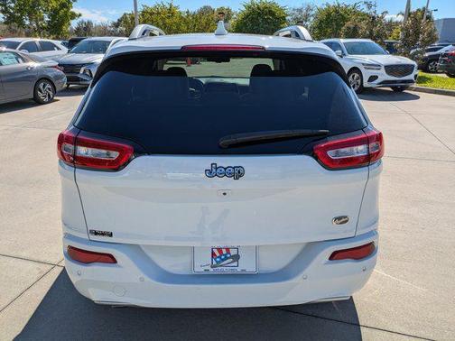 2018 Jeep Cherokee Overland