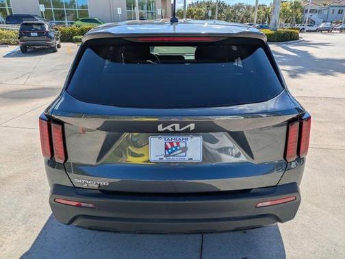 2023 Kia Sorento LX
