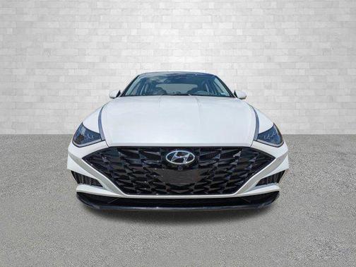 Quartz White 2022 Hyundai SONATA Limited