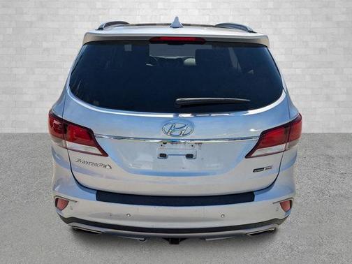 2017 Hyundai SANTA FE SE Ultimate