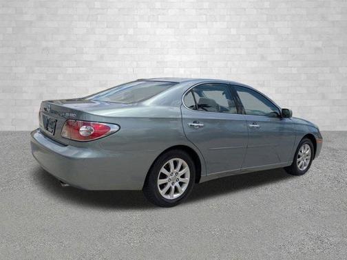 2004 Lexus ES 330 Base