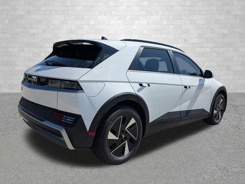 2025 Hyundai IONIQ 5 SEL