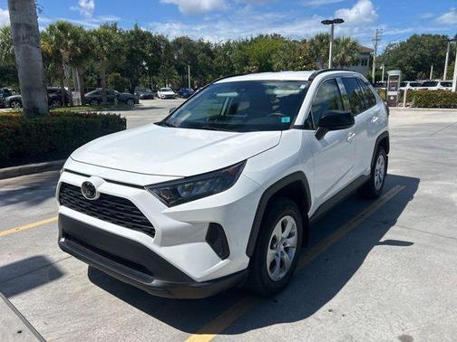 Super White 2020 Toyota RAV4 LE