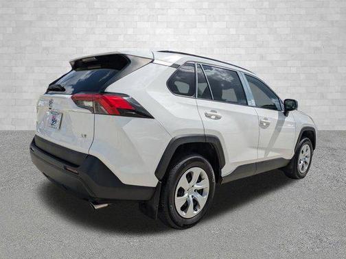 Super White 2020 Toyota RAV4 LE