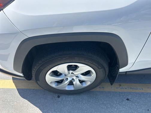 Super White 2020 Toyota RAV4 LE
