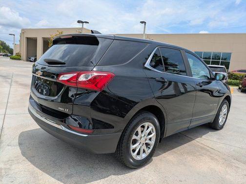 Mosaic Black Metallic 2021 Chevrolet Equinox 1LT