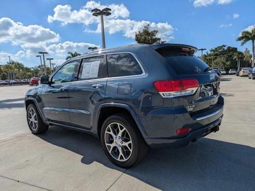 2020 Jeep Grand Cherokee Overland