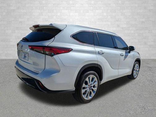 2023 Toyota Highlander Limited