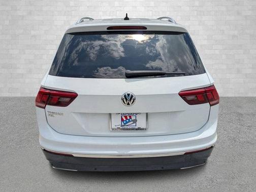 2020 Volkswagen Tiguan 2.0T SEL