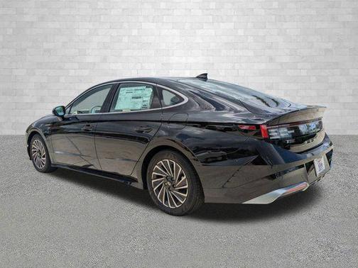 Onyx Black 2024 Hyundai SONATA Hybrid Limited