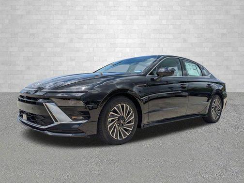 Onyx Black 2024 Hyundai SONATA Hybrid Limited
