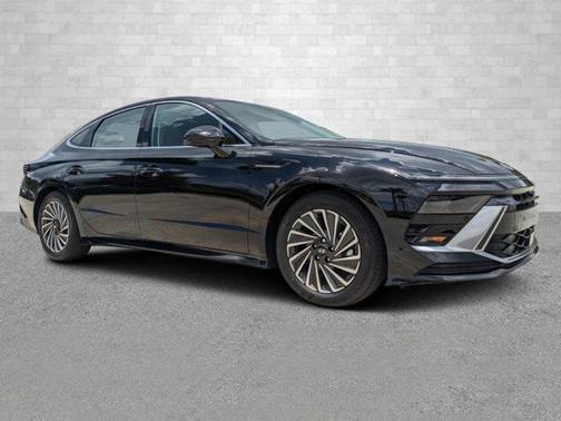 2024 Hyundai SONATA Hybrid Limited