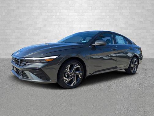 2025 Hyundai ELANTRA SEL